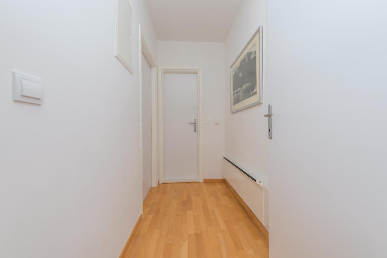 Apartman Marla Makarska Bagian luar foto